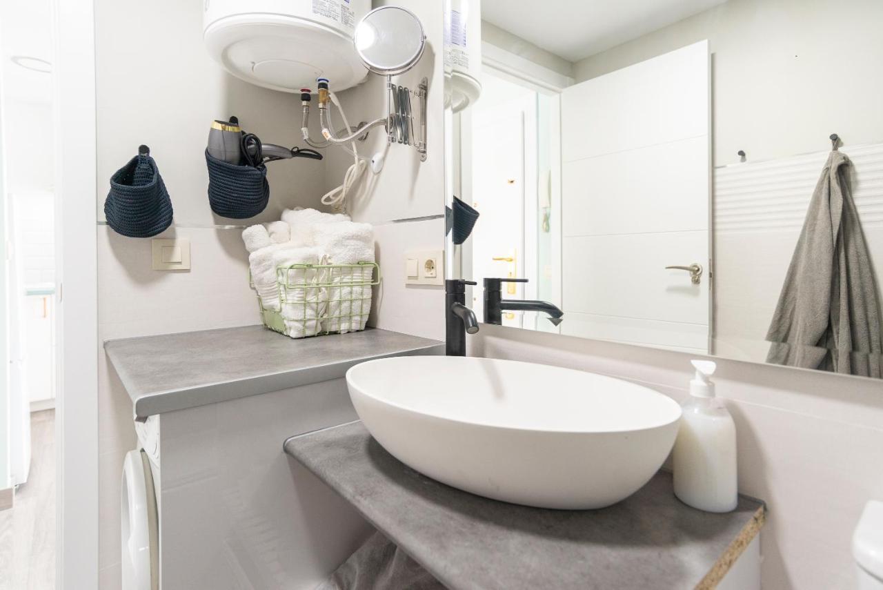 Apartamento M1106 Vistas al mar y lujo en Costa Sol Benalmádena Exterior foto